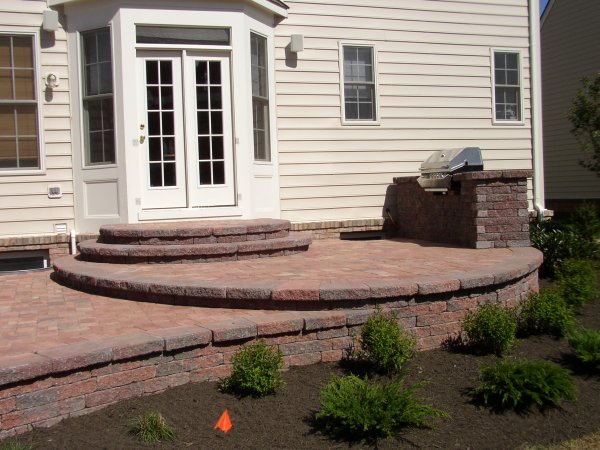 Patio with Grill